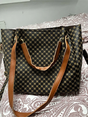 Elegante Tasche in Braun, Schwarz & Gold   sehr guter Zustand