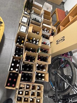 Wein Sammlung mit rund 210 Flaschen Flohmarkt Hochzeit Party Geburtstag Rotwein Weisswein Sekt Rosé