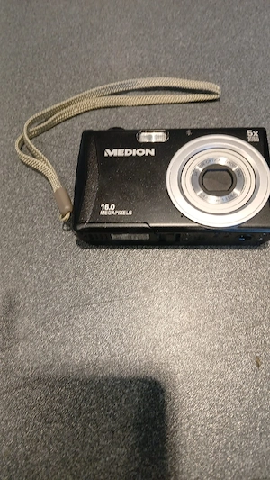 Digitalkamera. von Medion 