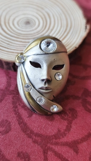 Modeschmuck, Brosche