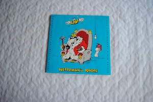 Erste Allgemeine Verunsicherung - Neppomuk's Rache