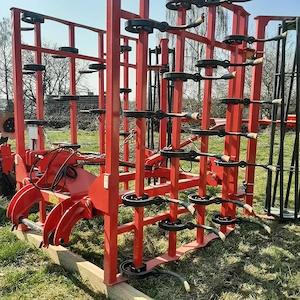 Leichtgrubber 5m mit Rohrstabwalze 