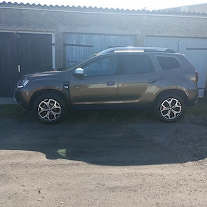 Biete Mein Auto Duster  Dacia 