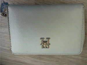 tommy hilfiger geldbeutel
