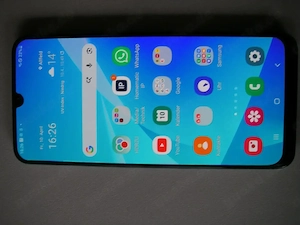 Samsung Galaxy A 50, weiß, Mit 2 Handy Schutzhüllen und 2x Ersatz Display Panzer Schutz Folie