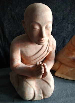 Terra Cotta Betender Mönch aus Terracotta