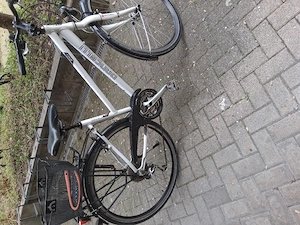 Trekking- Damenfahrrad zu verkaufen