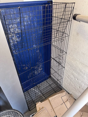 Käfig zu verschenken