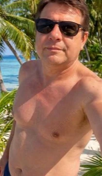 Titel: Bi-Mann sucht aktiven Partner oder Paar ,Frau(München + 80 km)    