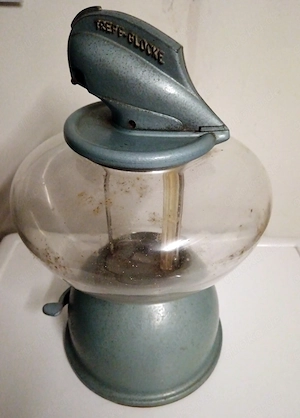  Treff Glocke Nussautomat aus den 50ziger Jahren