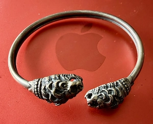 Silber-Armreif Löwenköpfe 19,5 Gramm 925 1000 Feinsilber