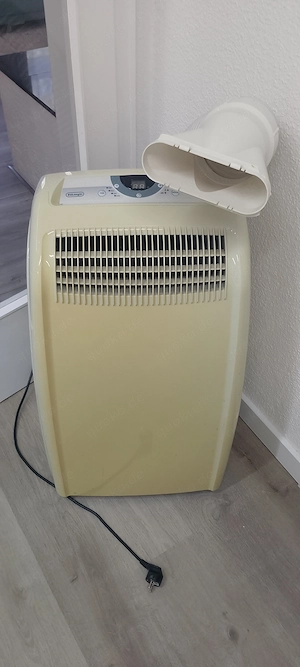 Mobile Klimaanlage DeLonghi Pinguino PAC CQ82