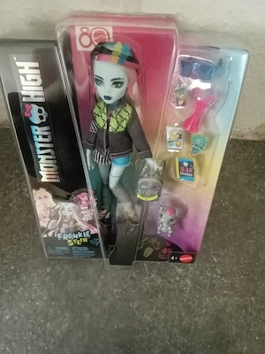 Monster hig Barbie frankie
