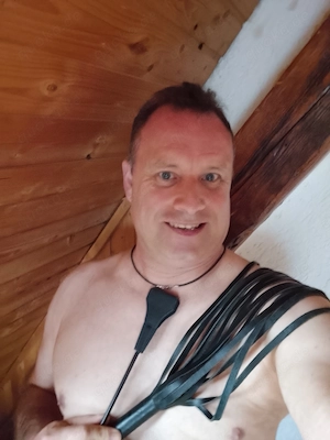Welche Domina sucht festen Sklaven BDSM Bild 4