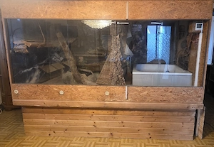 grosses Terrarium mit Fussbodenheizung und Duschwanne