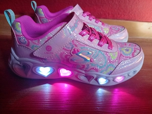 SKETCHERS 35 MÄDCHEN SCHUHE Sneaker Herz Blink Licht NP 44,99 