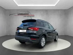 SEAT Arona 1.0 TSI Style // Navi / LED/ Sitzheizung Bild 3