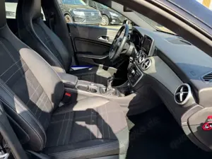 Mercedes-Benz CLA 200 Bi-Xenon Navi PDC Teilleder LED Euro6 Bild 5