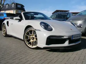 Porsche 992 Turbo S Matrix Burmester Keramik Lift ACC Memory