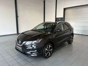 Nissan Qashqai 1.3 DIG-T  Akari|360°|Pano|LED Bild 3
