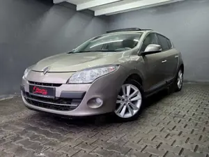 Renault Megane III LUXE, PANO, AUTOMATIK, LEDER, R KAMERA