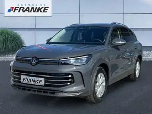 Volkswagen Tiguan Elegance 2.0 TDI,DSG,ASG 3Jahre LED
