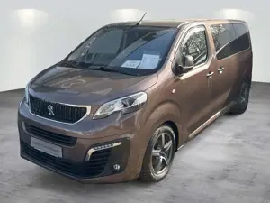 Peugeot Traveller