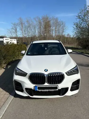 BMW X1 X1 xDrive20d Aut. M Sport Bild 4