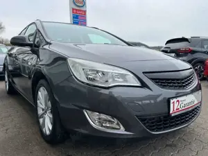 Opel Astra J Sports Tourer Design Edition 1.6*AHK*TÜV Bild 2