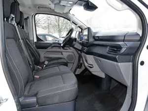 Ford Transit Custom Trend 320L1 PHEV AHK+LED+KeyFree Klima Bild 3
