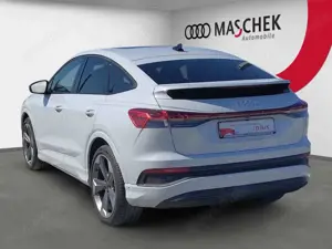 Audi Q4 e-tron Q4 Sportback e-tron S line 40 AHK Matrix Pano Blac Bild 5