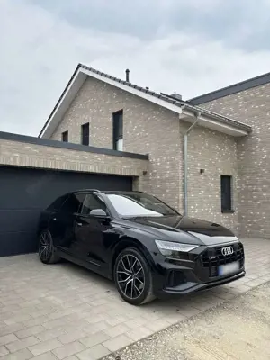 Audi SQ8 Audi SQ8 4.0 TDI. AHK Carbon Pano Nachtsicht HUD
