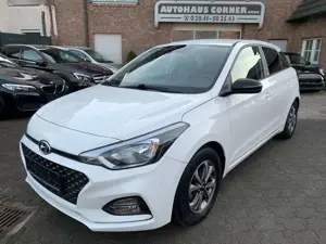 Hyundai i20 16V Advantage erst 13000 km aus 1.Hand