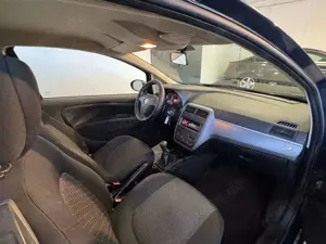 Fiat Grande Punto GRANDE PUNTO 1.2 8V *SERVO*ZV*RADIO*HU FEB 2028* Bild 2