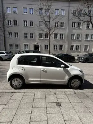 Volkswagen up! high