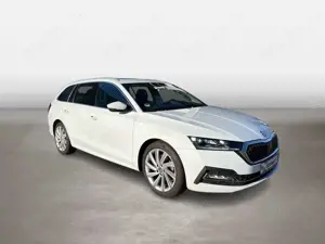 Skoda Octavia Combi 2.0 TDI Style STHZ AHK HuD MATRIX Bild 4