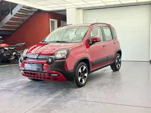 Fiat Panda Cross Red 1.0 Hybrid 1.Hand Neuwertig! Bild 3