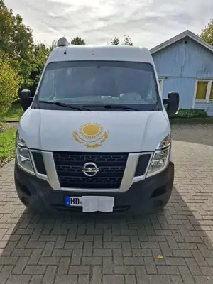 Nissan NV400