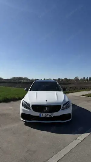 Mercedes-Benz C 63 AMG V8 BiTurbo | Perf. Abgasanlage | Mercedes Scheckh.