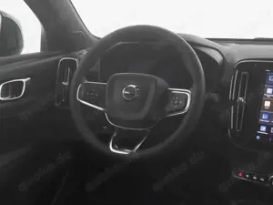 Volvo C40 PURE ELECTRIC  PLUS+BLIS+ACC+KAMERA+NAVI+19 Bild 4