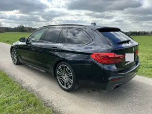 BMW 540 540 d xDrive M Sport Touring Panoramadach Top Bild 2