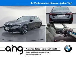 BMW i5 M60 xDrive Komfortsitze IconicSounds Sitzbelü