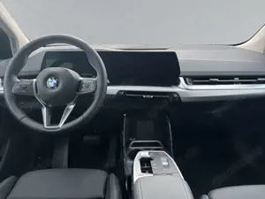 BMW 218 Active Tourer i/Luxury Line/El. Panodach/AD Bild 5
