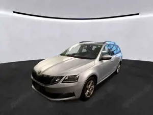 Skoda Octavia Combi 2.0TDI DSG*TOUR*LED*NAVI*ALU