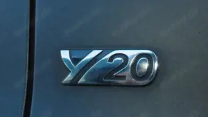 Toyota Yaris Hybrid Y20 Team D Bild 2