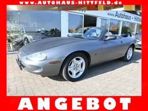 Jaguar XK8 4.0-V8 Convertible *deutsches Auto*