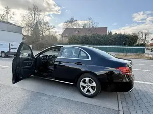 Mercedes-Benz E 200 9G-TRONIC Avantgarde