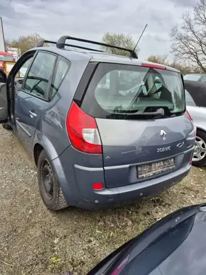 Renault Scenic Bild 2