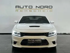 Dodge Charger 6.4 HEMI Scat Pack *Kamera*Harman*Navi* Bild 2