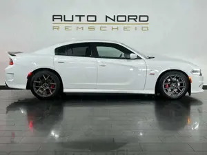 Dodge Charger 6.4 HEMI Scat Pack *Kamera*Harman*Navi* Bild 4
